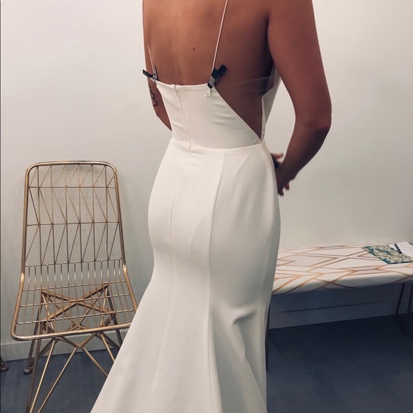 Sarah Seven Royal Wedding Dress Size 2 unaltered. - Picture 3 of 8